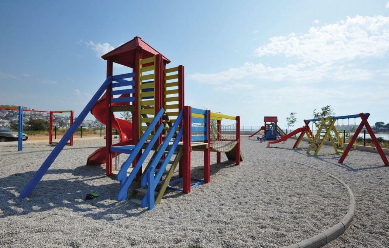 Beach Apartman Petra Podstrana Exteriör bild